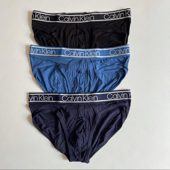 3-Pack Calvin Klein Hip Briefs - Picture 2 of 3